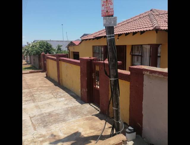 4 BEDROOM HOUSE FOR SALE IN SOSHANGUVE L